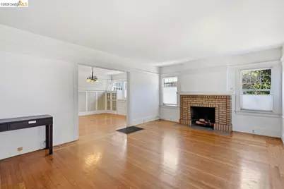 1045 Stanford Ave #2, Oakland, CA 94608 - Photo 5