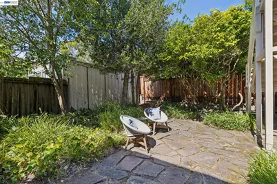 2607 Alcatraz Ave, Berkeley, CA 94705 - Photo 63