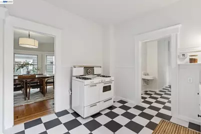2607 Alcatraz Ave, Berkeley, CA 94705 - Photo 27