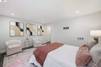 1800 Versailles Ave, Alameda, CA 94501 - Photo 29