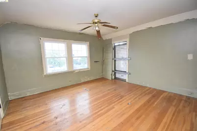520 Harding Way, Stockton, CA 95204 - Photo 25