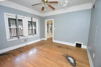 520 Harding Way, Stockton, CA 95204 - Photo 17