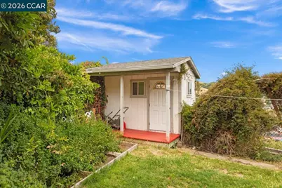 2080 Costa Ct, Pinole, CA 94564 - Photo 29