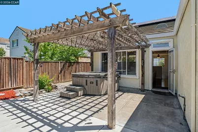 1336 Steinbeck Dr, Pittsburg, CA 94565 - Photo 29
