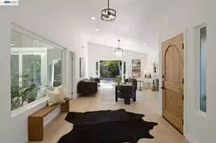135 Avington Rd, Alameda, CA 94502 - Photo 9
