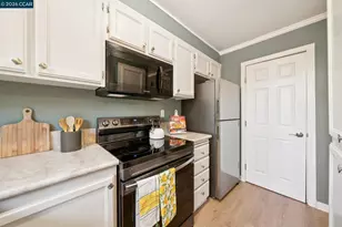 225 Mayhew Way, Walnut Creek, CA 94597 - Photo 11