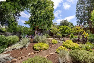 4434 Davenport Ave, Oakland, CA 94619 - Photo 41