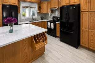 22633 Mossy Rock Dr, Hayward, CA 94541 - Photo 15