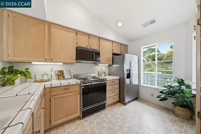 801 Timbercove St #4, Vallejo, CA 94591 - Photo 7