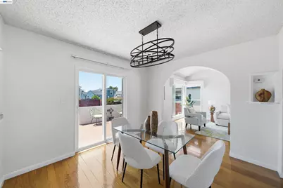 10517 Voltaire Ave, Oakland, CA 94603 - Photo 9