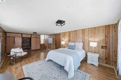 10517 Voltaire Ave, Oakland, CA 94603 - Photo 17