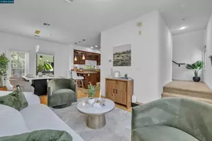 405 Palisade Dr, Oakland, CA 94607 - Photo 11