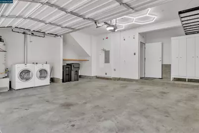 405 Palisade Dr, Oakland, CA 94607 - Photo 27