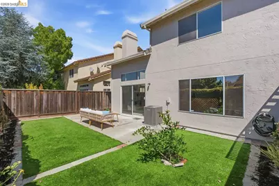 2590 Glen Isle Ave, Pleasanton, CA 94588 - Photo 35
