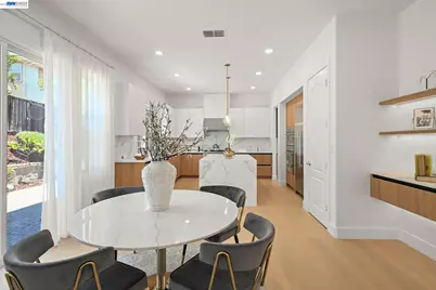 5389 Hazeltine Ln, Dublin, CA 94568 - Photo 11