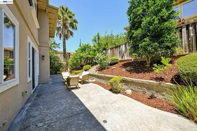 5389 Hazeltine Ln, Dublin, CA 94568 - Photo 37