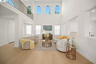 5389 Hazeltine Ln, Dublin, CA 94568 - Photo 5