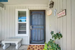 221 Eric Cir, Galt, CA 95632 - Photo 3