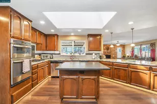 2791 Vinehill Rd, Oakley, CA 94561 - Photo 11