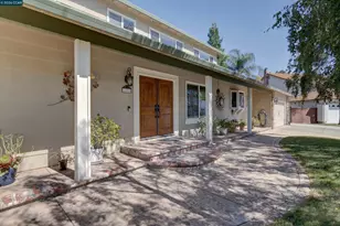 11 Mt Lee Pl, Clayton, CA 94517 - Photo 3