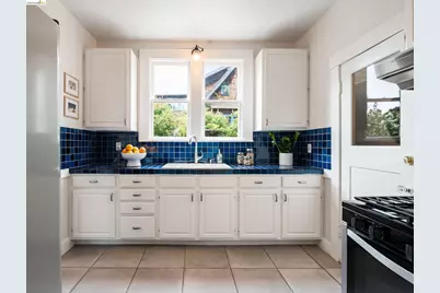 2525 Ashby Ave #2, Berkeley, CA 94705 - Photo 9