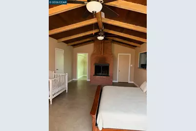 1038 Johnston St, Napa, CA 94558 - Photo 5