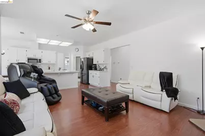 724 Topaz Ct, Antioch, CA 94509 - Photo 25