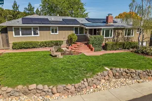 102 Hillcrest Dr, Orinda, CA 94563 - Photo 41