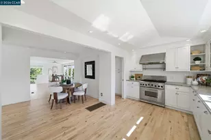 102 Hillcrest Dr, Orinda, CA 94563 - Photo 13
