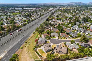 2409 Lighthouse Ct, Fairfield, CA 94534 - Photo 41