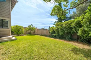 2409 Lighthouse Ct, Fairfield, CA 94534 - Photo 31