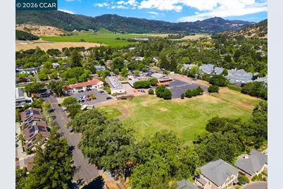 102 Vineyard Cir, Yountville, CA 94599 - Photo 43