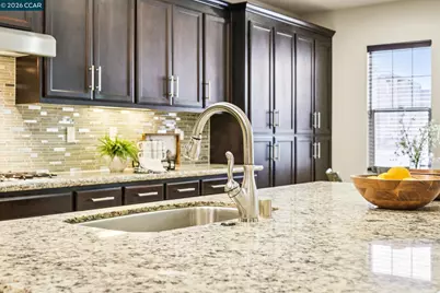 700 Esplanade, Mountain House, CA 95391 - Photo 19