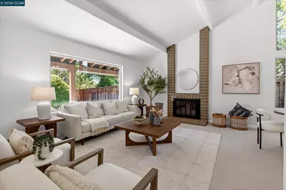 714 Navaronne Way, Concord, CA 94518 - Photo 13