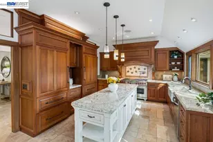 715 Fair Oaks Dr, Alamo, CA 94507 - Photo 17