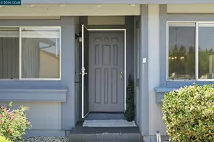 906 Murre Way, Suisun City, CA 94585 - Photo 5