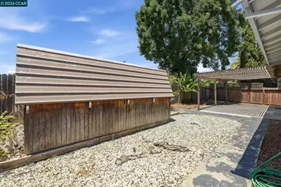 906 Murre Way, Suisun City, CA 94585 - Photo 47