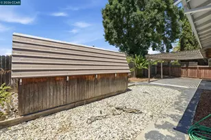 906 Murre Way, Suisun City, CA 94585 - Photo 47