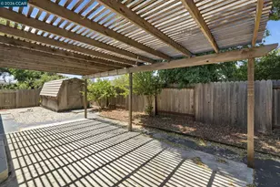 906 Murre Way, Suisun City, CA 94585 - Photo 43