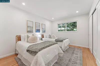 694 Glorietta Blvd, Lafayette, CA 94549 - Photo 25