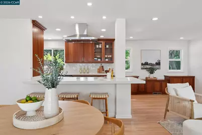 694 Glorietta Blvd, Lafayette, CA 94549 - Photo 15