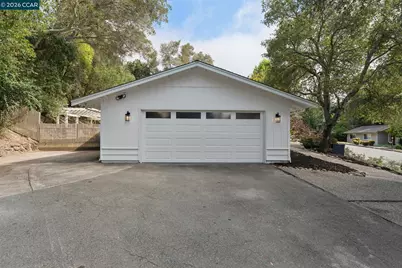 694 Glorietta Blvd, Lafayette, CA 94549 - Photo 47