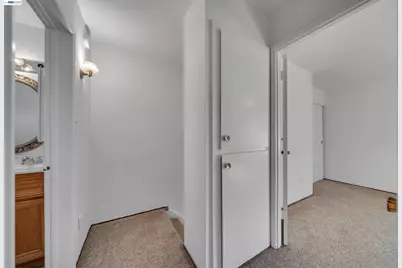 8848 La Riviera Dr #B, Sacramento, CA 95826 - Photo 11