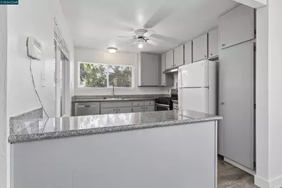 355 Parkview Ter #7, Vallejo, CA 94589 - Photo 7