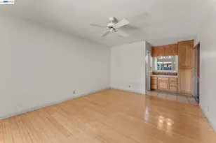 5359 Pecan Blossom Dr, San Jose, CA 95123 - Photo 17