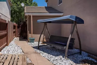 1418 Longhorn Ln, Patterson, CA 95363 - Photo 17