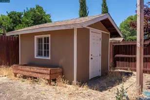 1418 Longhorn Ln, Patterson, CA 95363 - Photo 19