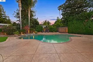 3445 Claridge Dr, Danville, CA 94526 - Photo 37
