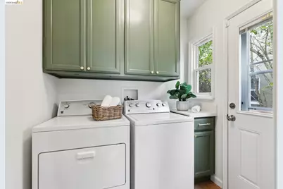 4446 Davenport Ave, Oakland, CA 94619 - Photo 23