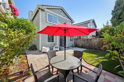 35 Britt Ct, Alameda, CA 94502 - Photo 33